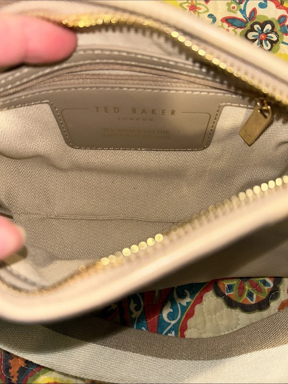 Ted Baker Beige Leather Shoulder Bag with Branded Strap and crossbody Strap - Picture 4 of 4